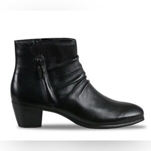 New Munro Women's Elliot Boots Black Leather Size 8N no box